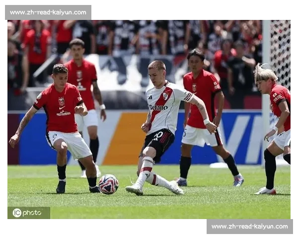 帕雷德斯盛赞马斯坦托诺:17 岁天才中场的全能表现令人惊叹 帕雷德斯盛赞马斯坦托诺:17 岁天才中场的全能表现令人惊叹