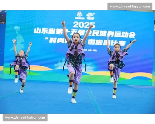 山东省第十五届全民健身运动会 “时尚青岛” 啦啦操赛圆满收官 700 余名选手展活力风采